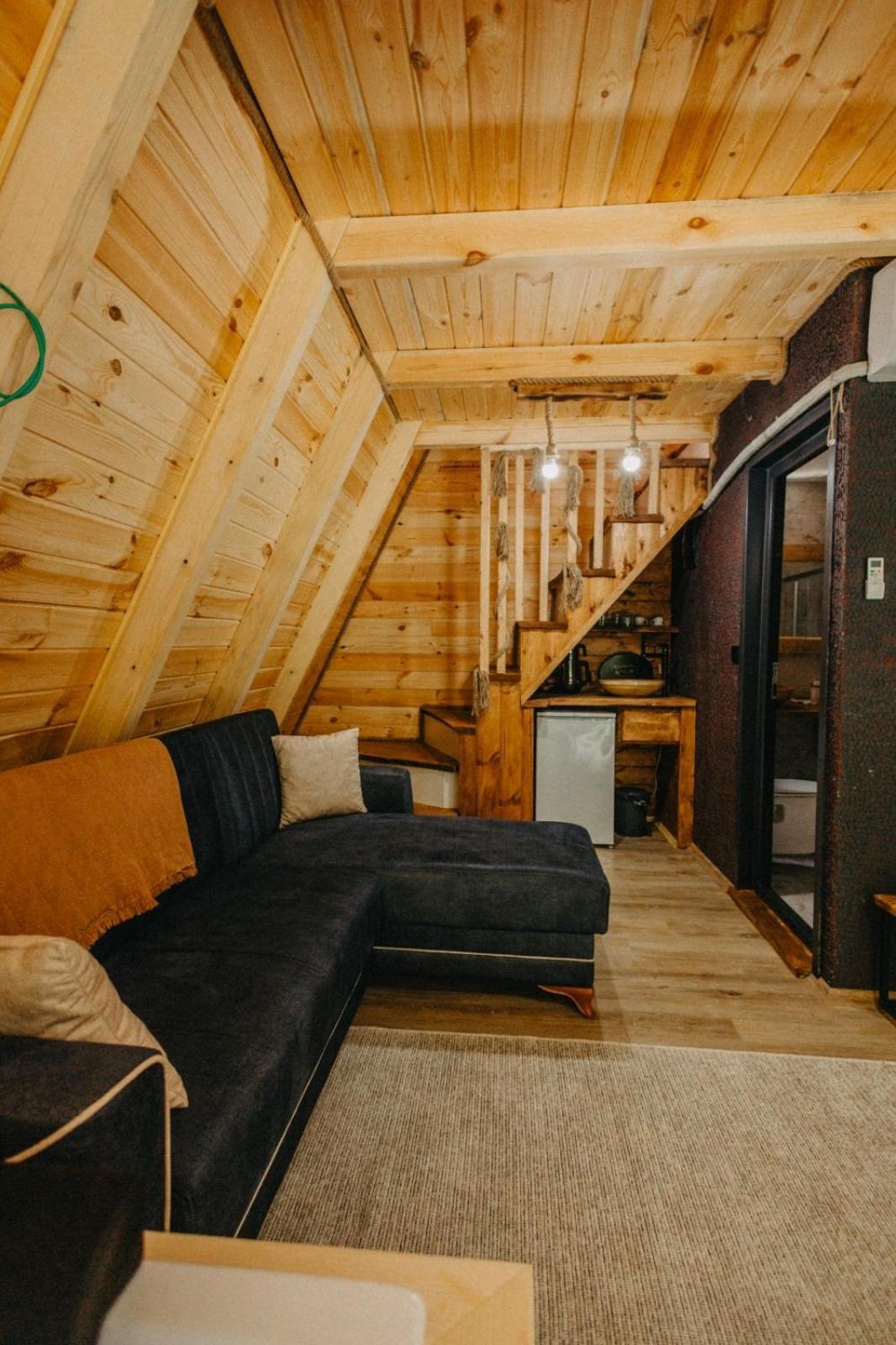 Molaverbungalov Chalet Camlihemsin